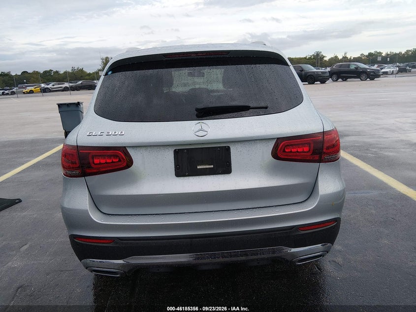 2021 MERCEDES-BENZ GLC GLC 300 · Фото 16