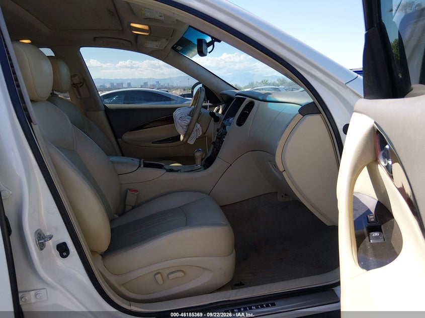Vin: jn1bj0hr1fm774125, lot: 46685228, infiniti qx50 journey 20154