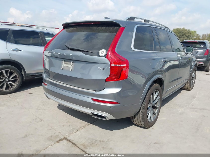 VOLVO XC90 - zdjęcie 4