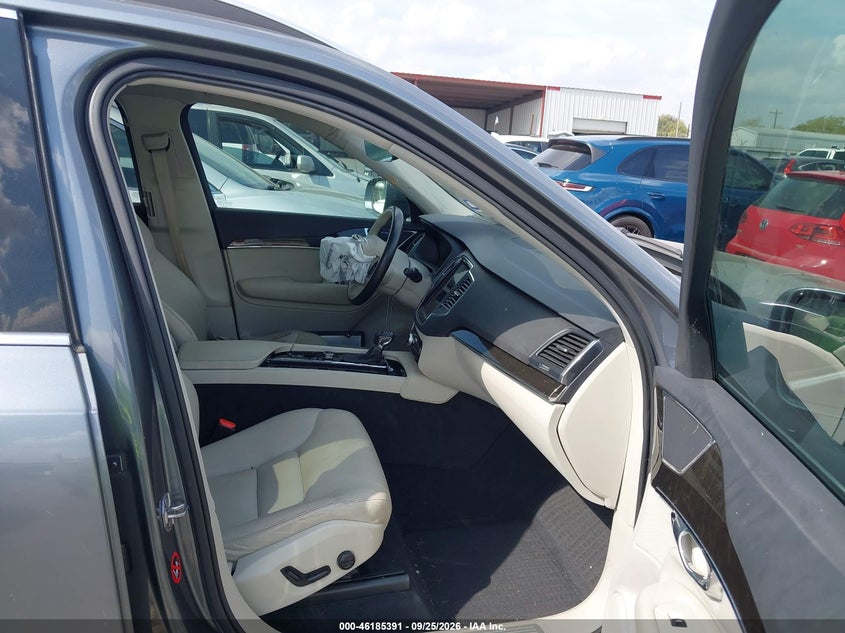 VOLVO XC90 - zdjęcie 5
