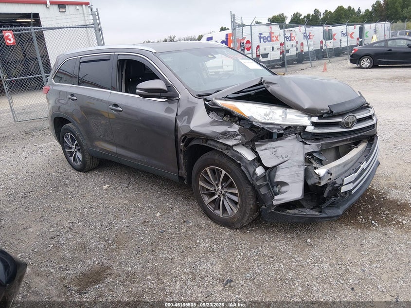 TOYOTA HIGHLANDER - zdjęcie 1