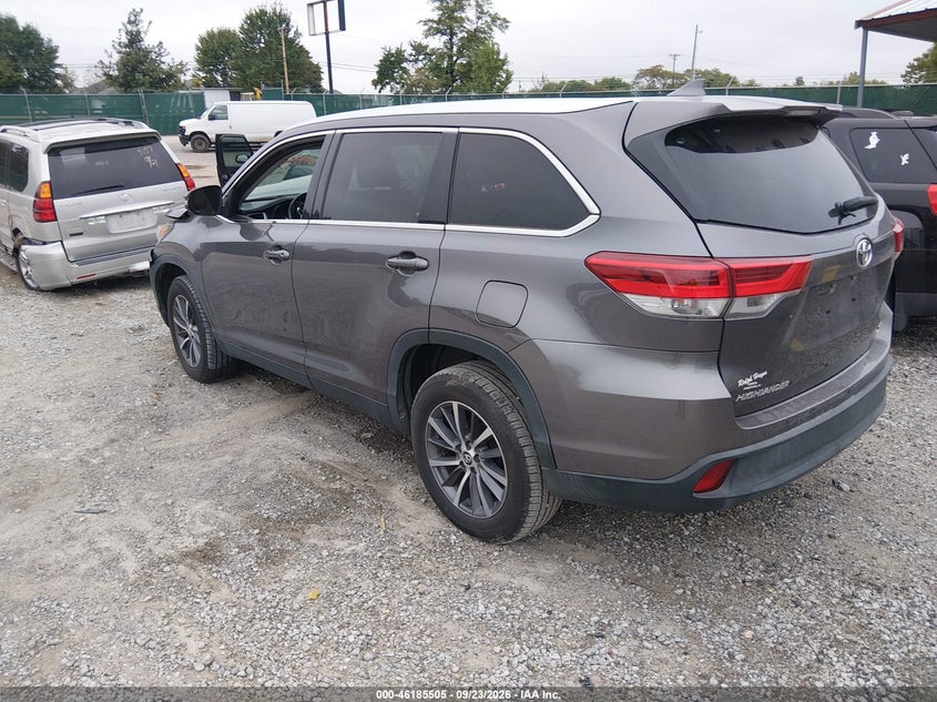 TOYOTA HIGHLANDER - zdjęcie 3
