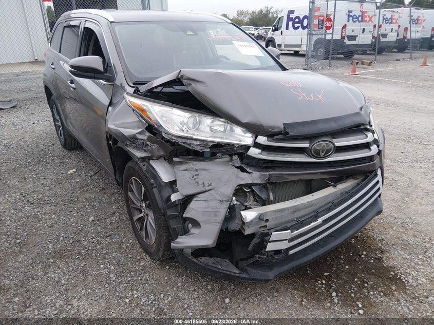 TOYOTA HIGHLANDER - zdjęcie 6
