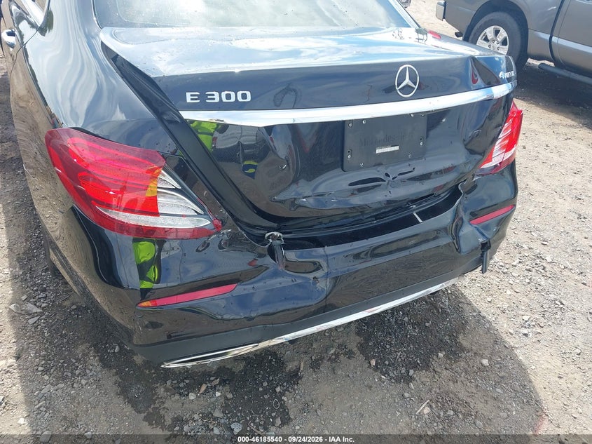 MERCEDES-BENZ E 300 - zdjęcie 6