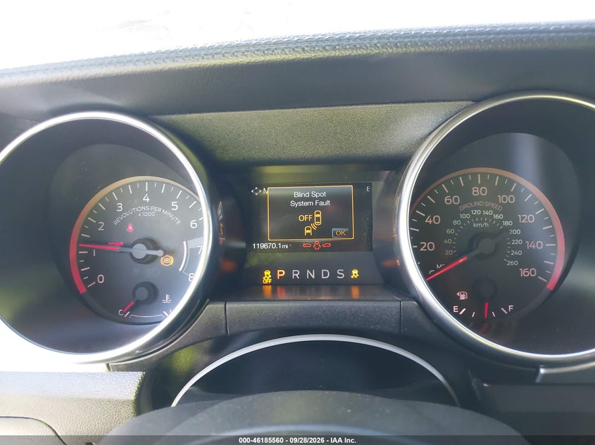 FORD MUSTANG - zdjęcie 7