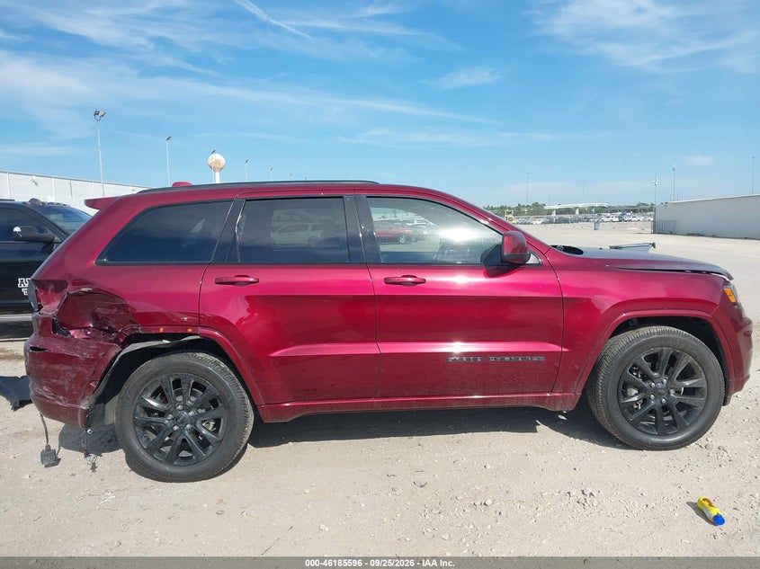 JEEP GRAND CHEROKEE - zdjęcie 14