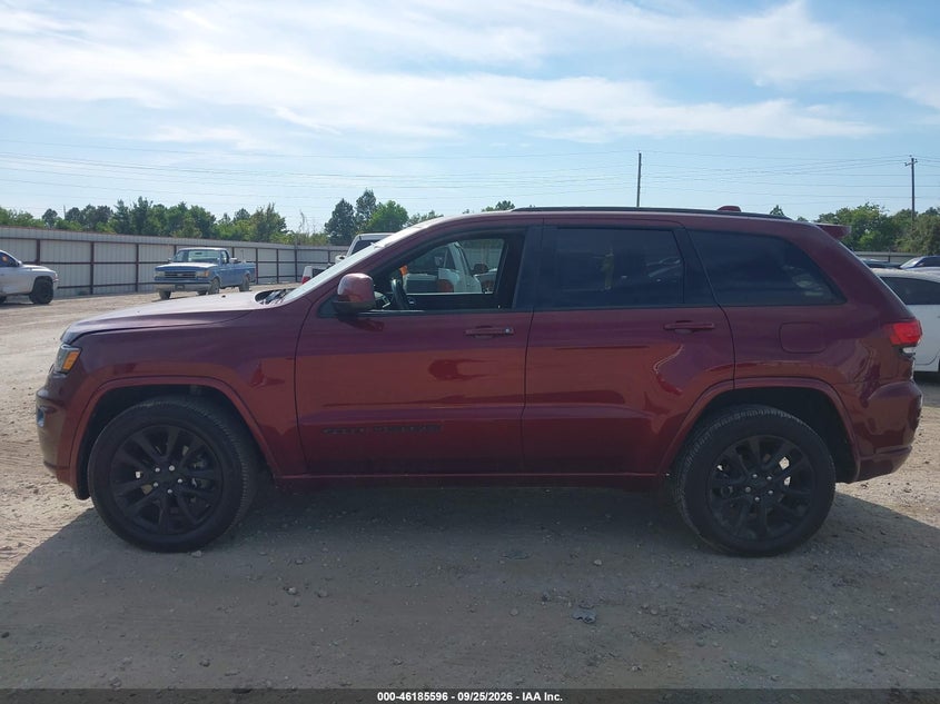 JEEP GRAND CHEROKEE - zdjęcie 15