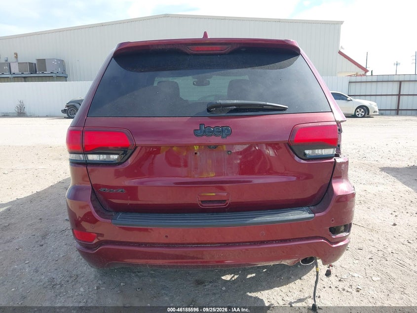 JEEP GRAND CHEROKEE - zdjęcie 17