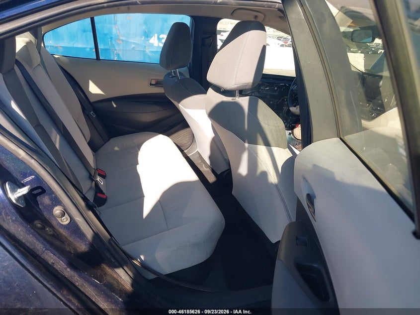 TOYOTA COROLLA - zdjęcie 8
