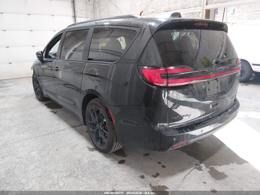 CHRYSLER PACIFICA 2027 VIN 2C4RC1GG9VR552178