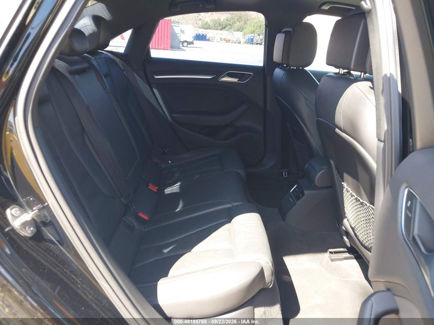 2016 AUDI A3 2.0T PREMIUM · Фото 8