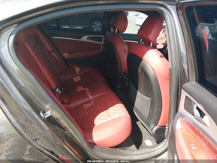 2023 GENESIS G70 3.3T RWD · Photo 8
