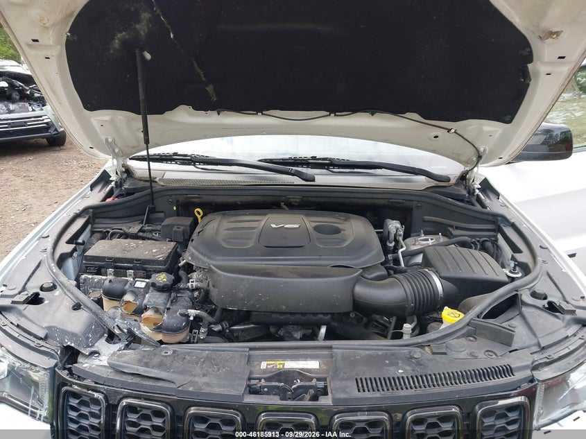 JEEP GRAND CHEROKEE - zdjęcie 10