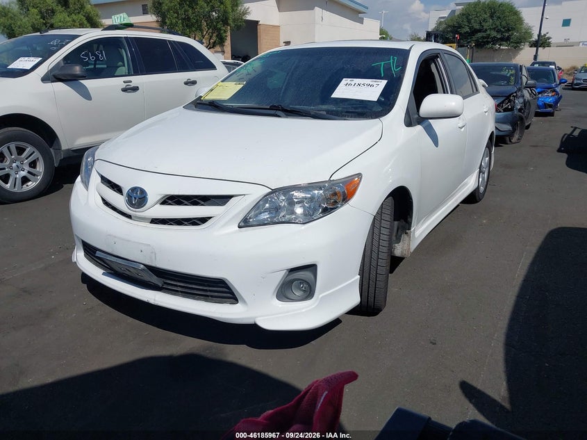 Vin: 2t1bu4ee3bc677013, lot: 46685827, toyota corolla s 20112