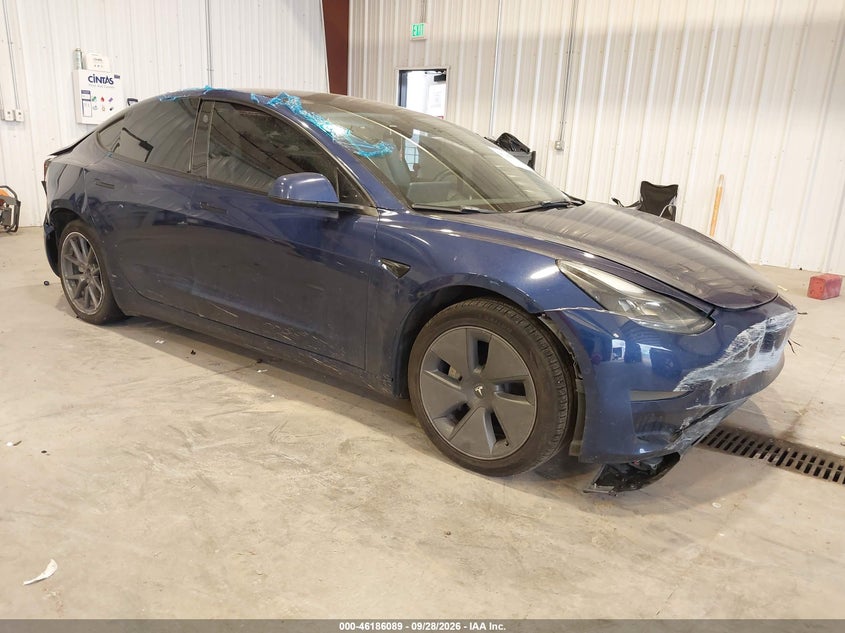 Vin: 5yj3e1ea8nf188720, lot: 46685949, tesla modelo 3 rear-wheel drive 2022 img_1