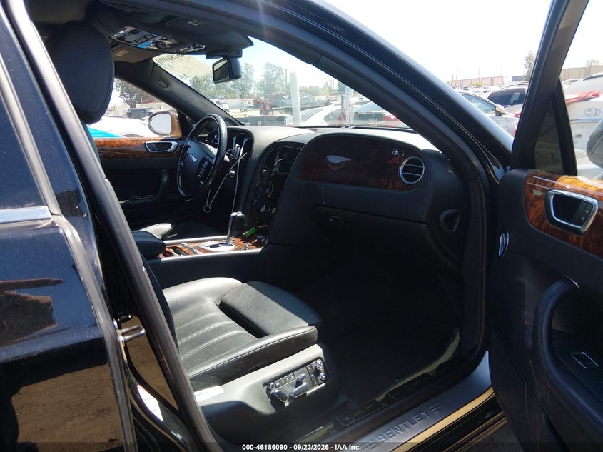 BENTLEY CONTINENTAL FLYING SPUR 2006 VIN SCBBR53W66C031999