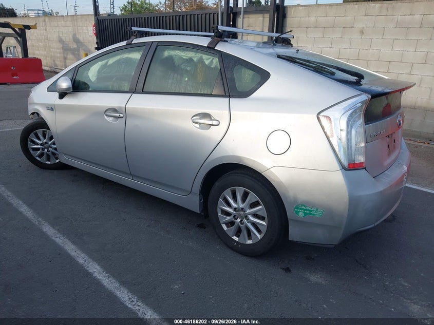 TOYOTA PRIUS PLUG-IN - zdjęcie 3