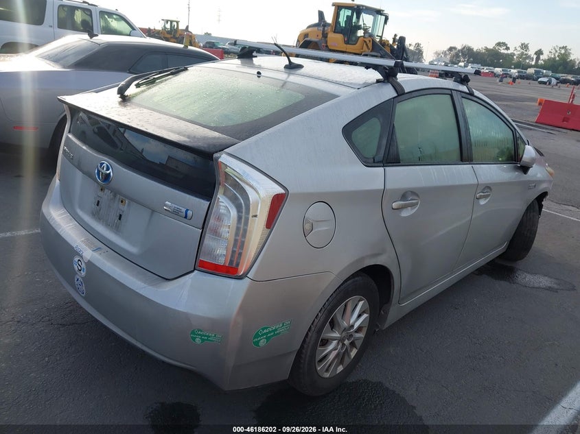 TOYOTA PRIUS PLUG-IN - zdjęcie 4
