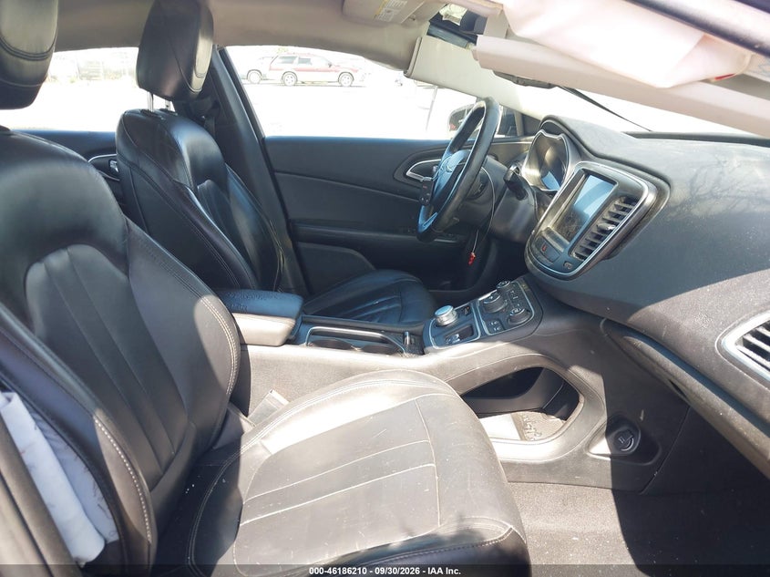2016 CHRYSLER 200 LIMITED PLATINUM · Фото 5