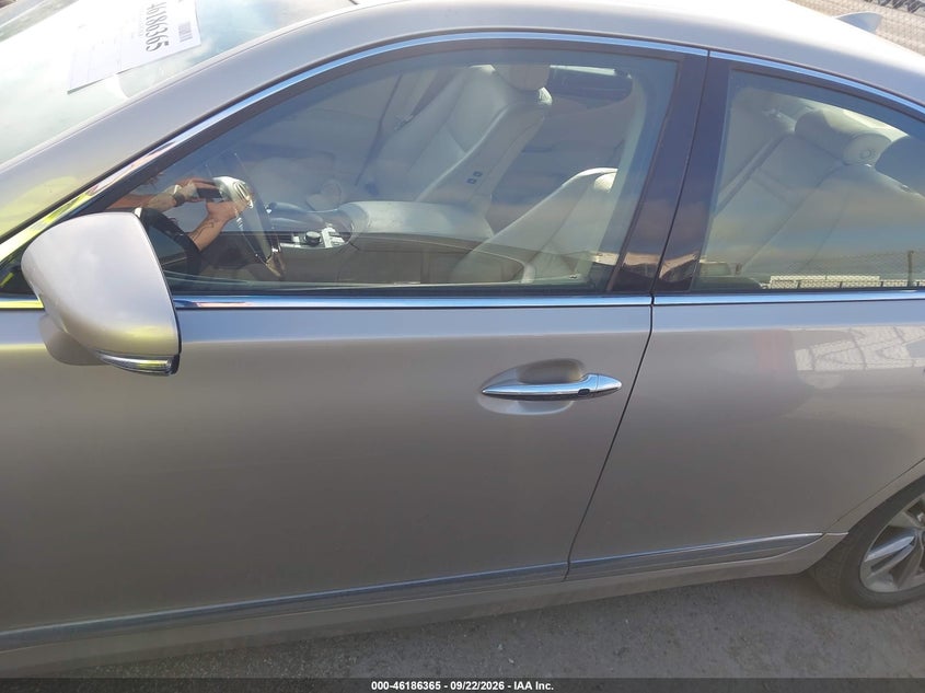 2014 LEXUS LS 460 · Photo 15