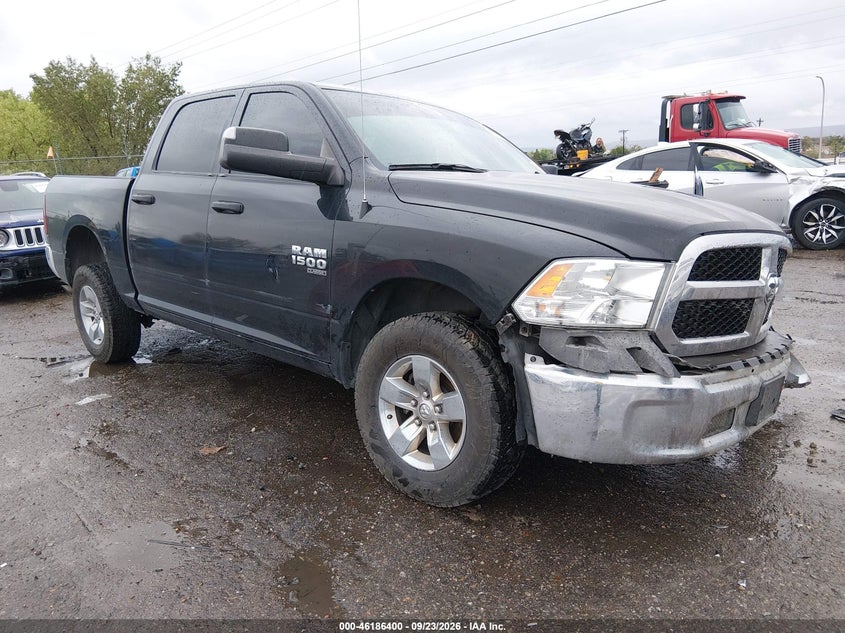 2022 RAM 1500 CLASSIC SLT 4X4 5'7 BOX
