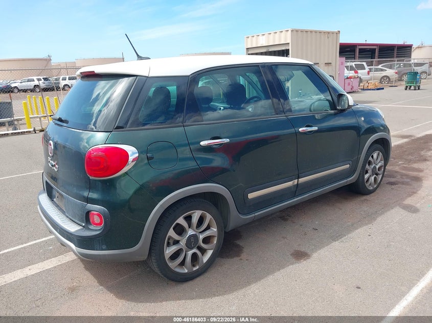 2016 FIAT 500L TREKKING · Фото 4