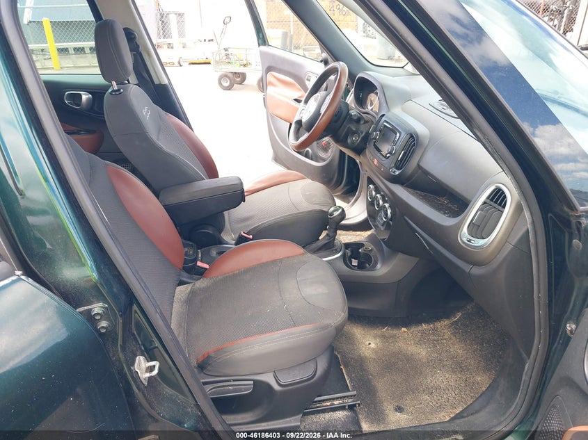 2016 FIAT 500L TREKKING · Фото 5
