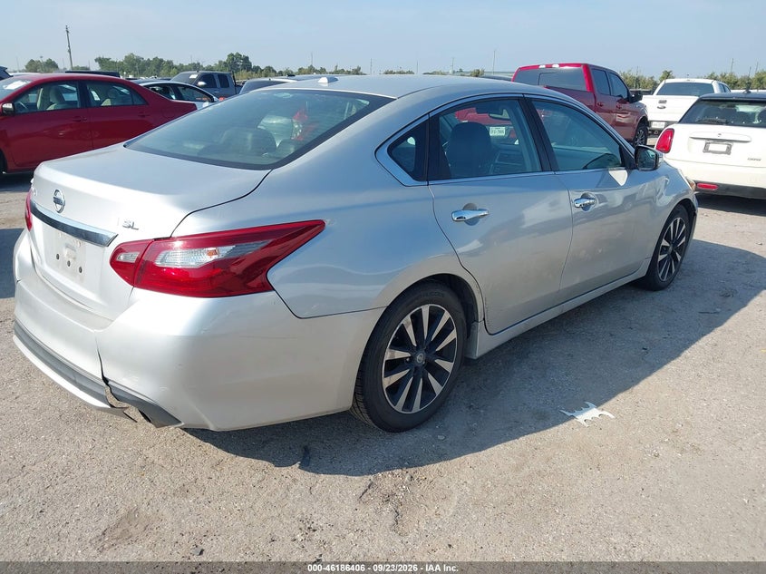 Фото 4 - NISSAN ALTIMA