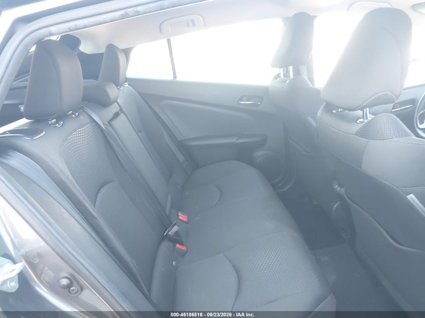 TOYOTA PRIUS - zdjęcie 8