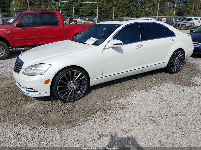 Vin: wddng8gb2aa326455, lot: 46686415, mercedes-benz s 550 4matic 20102