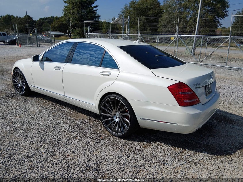 Vin: wddng8gb2aa326455, lot: 46686415, mercedes-benz s 550 4matic 20103