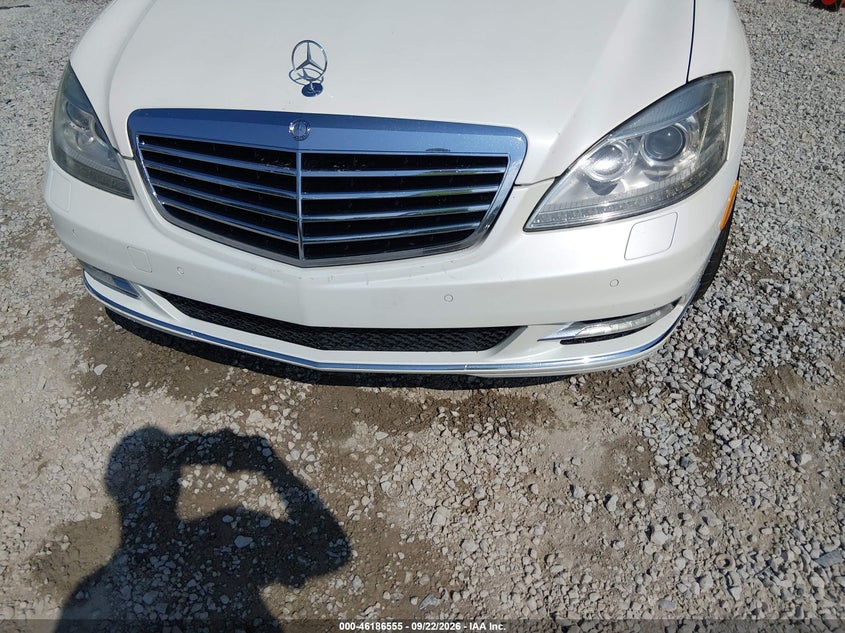 MERCEDES-BENZ S 550 2010 VIN WDDNG8GB2AA326455