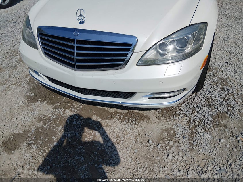 MERCEDES-BENZ S 550 2010 VIN WDDNG8GB2AA326455