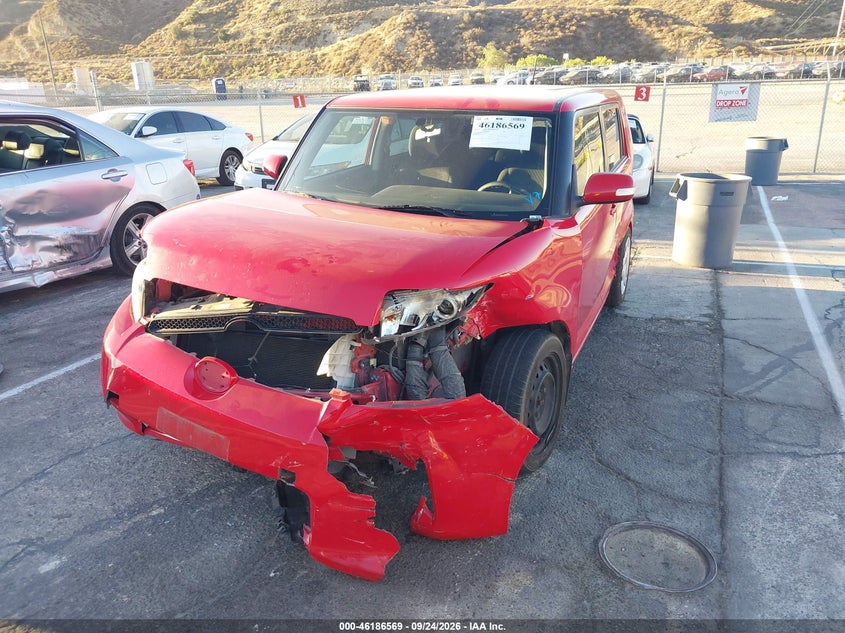 Vin: jtlze4fe7fj082478, lot: 46686429, scion xb 20152
