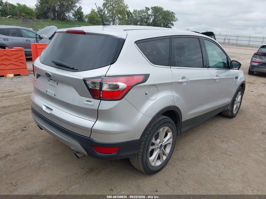Vin: 1fmcu0gd0hua40282, lot: 46686486, ford escape se 20174
