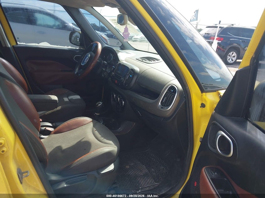 FIAT 500L 2014 VIN ZFBCFADH8EZ021671