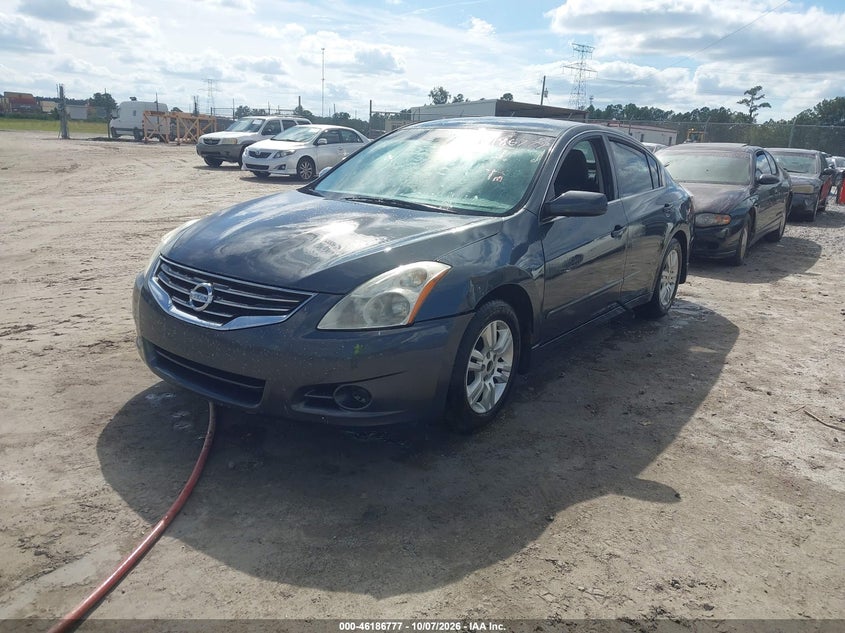 2011 Nissan Altima 2.5 S, Normal Wear & Tear, IAAI, VIN 1N4AL2AP5BC105434 — photo 2