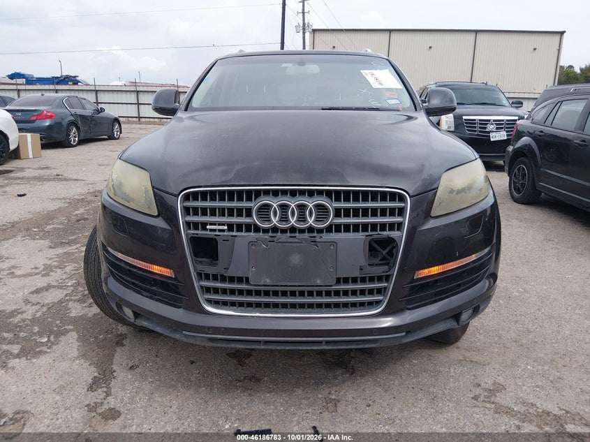 Photo 6 - AUDI Q7