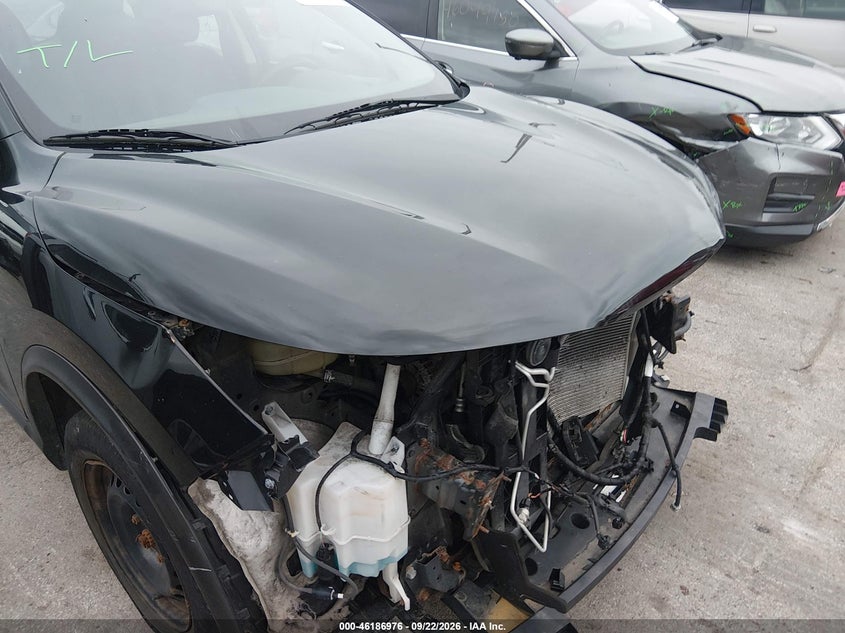 NISSAN ROGUE SPORT 2019 VIN JN1BJ1CP7KW241772