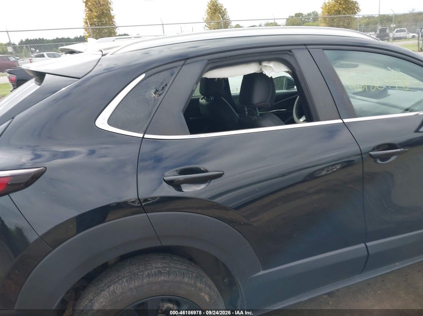 MAZDA CX-30 - zdjęcie 6
