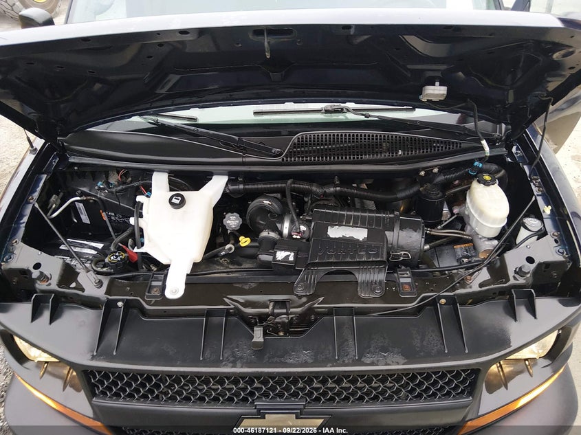 CHEVROLET EXPRESS PASSENGER 2015 VIN 1GAWGPFF5F1281427