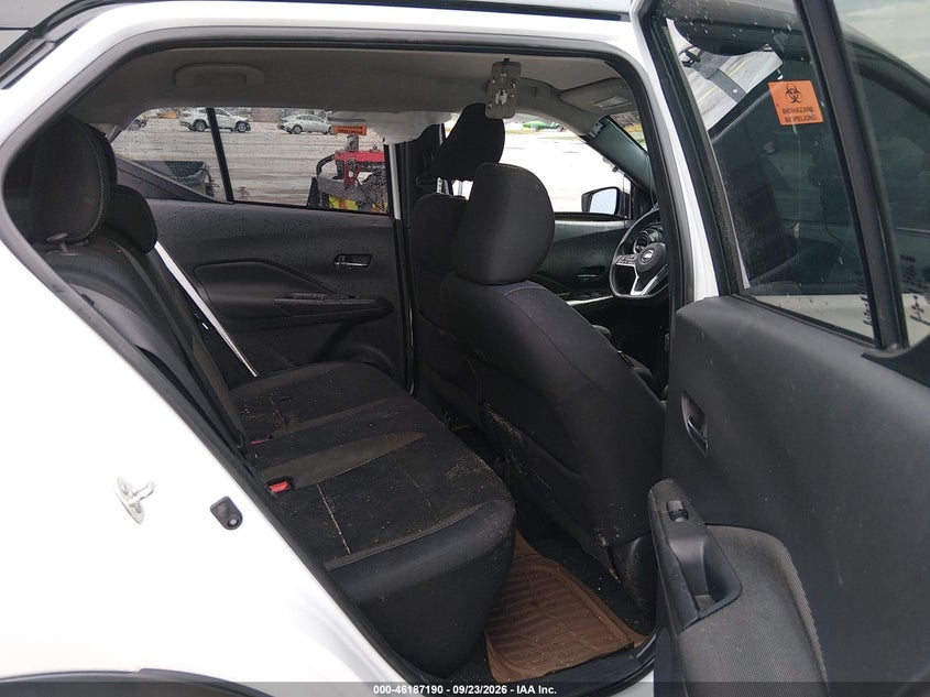 NISSAN KICKS 2018 VIN 3N1CP5CU2JL545838
