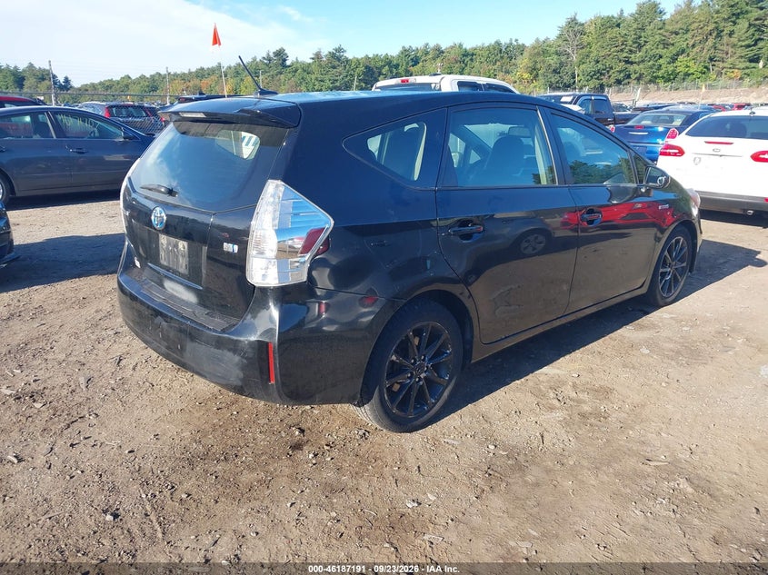 Vin: jtdzn3eu4c3102829, lot: 46687075, toyota prius v five 20124