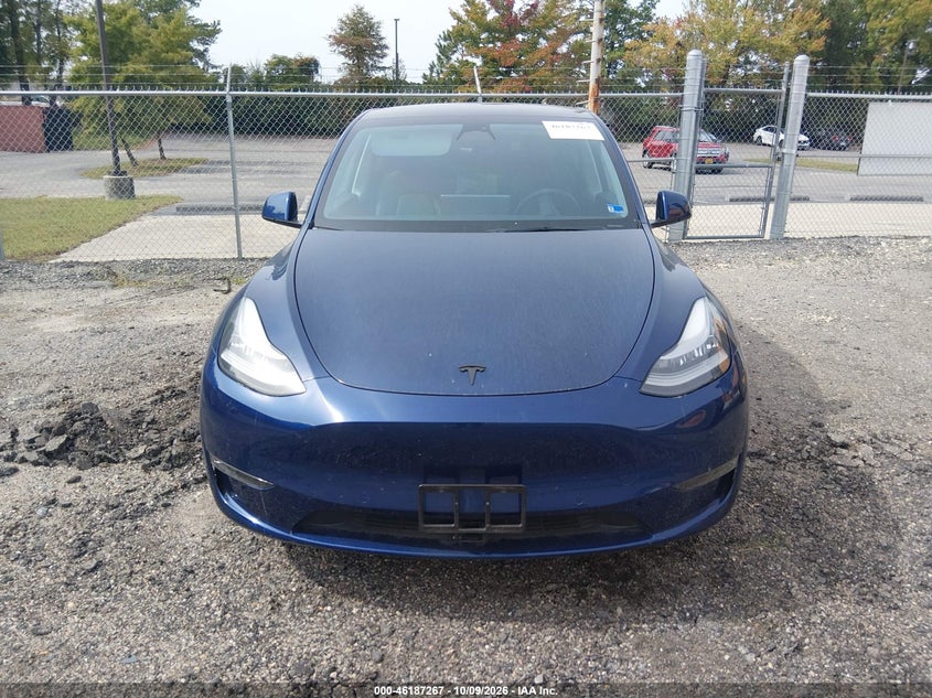 TESLA MODEL Y - zdjęcie 13