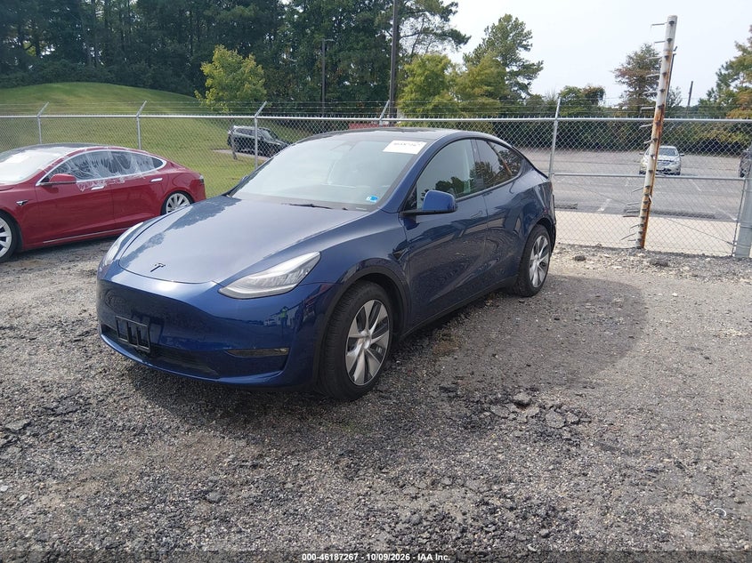 TESLA MODEL Y - zdjęcie 2