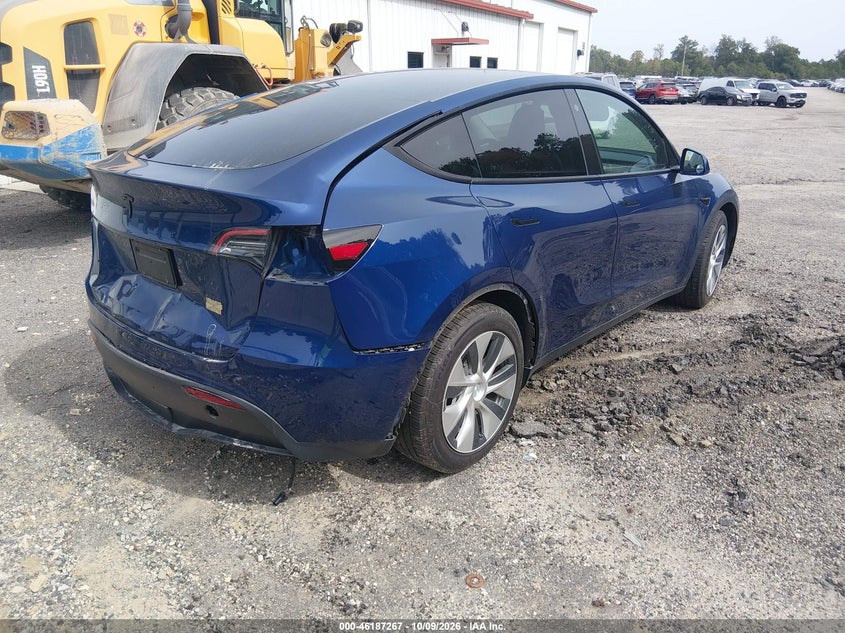 TESLA MODEL Y - zdjęcie 4