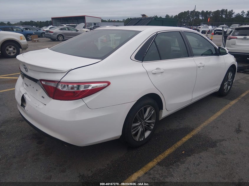 TOYOTA CAMRY - zdjęcie 4