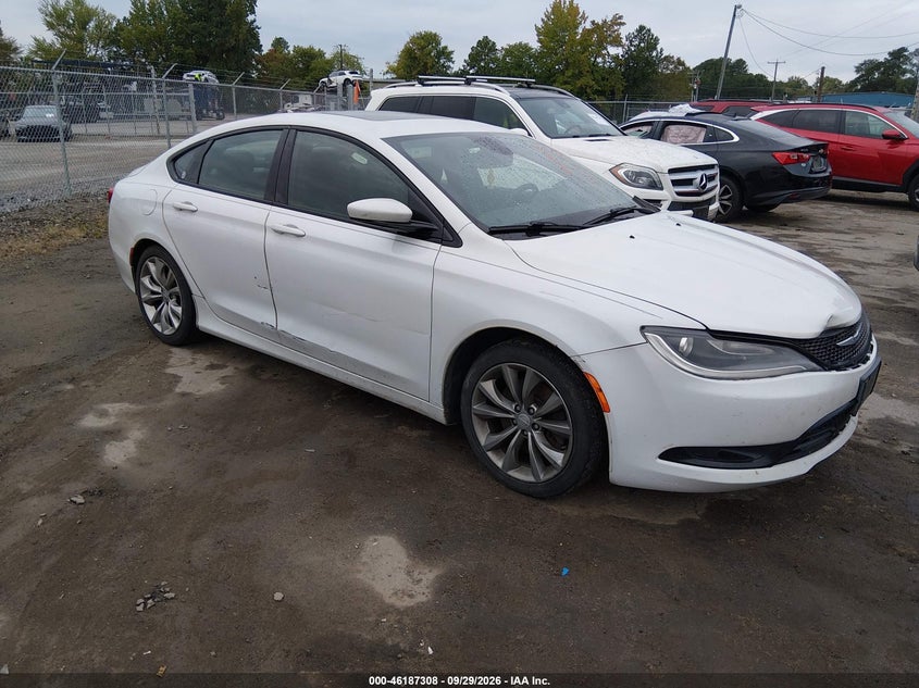 CHRYSLER 200 2015 VIN 1C3CCCBG2FN706810