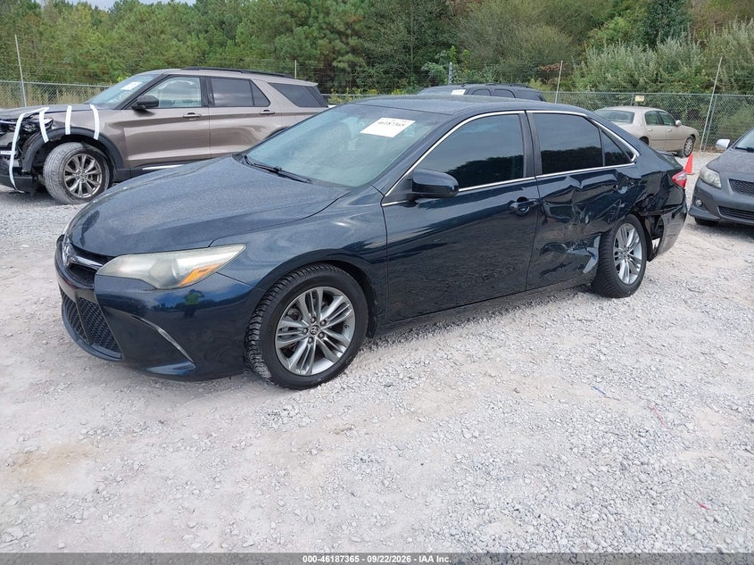 2015 Toyota Camry, Левый зад, IAAI, VIN 4T1BF1FK0FU936526 — фото 2