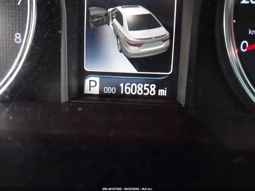 TOYOTA CAMRY - zdjęcie 15